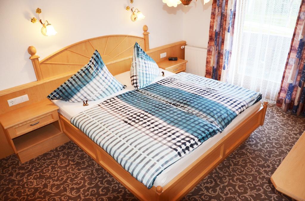 Haus Bergkristall Лойташ Экстерьер фото